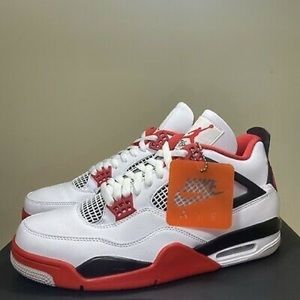 Air Jordan 4